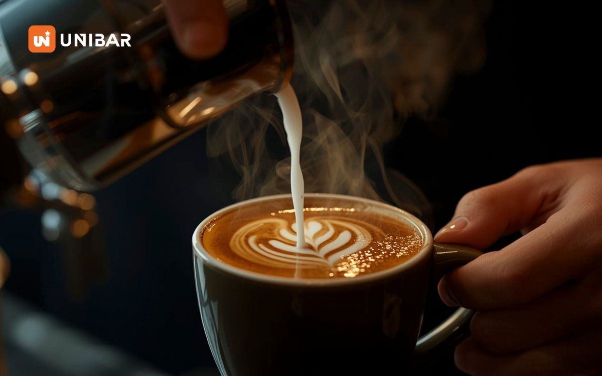 Những mô hình cần làm latte art cho các món latte, cappuccino có thể cân nhắc trang bị thêm Máy sục sữa áp suất cao Unibar UBS-133